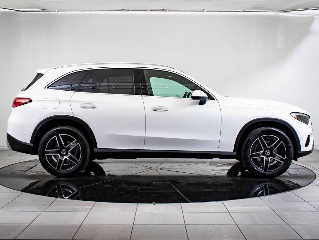 Used 2026 Polar White Mercedes-Benz GLC 300 image 6