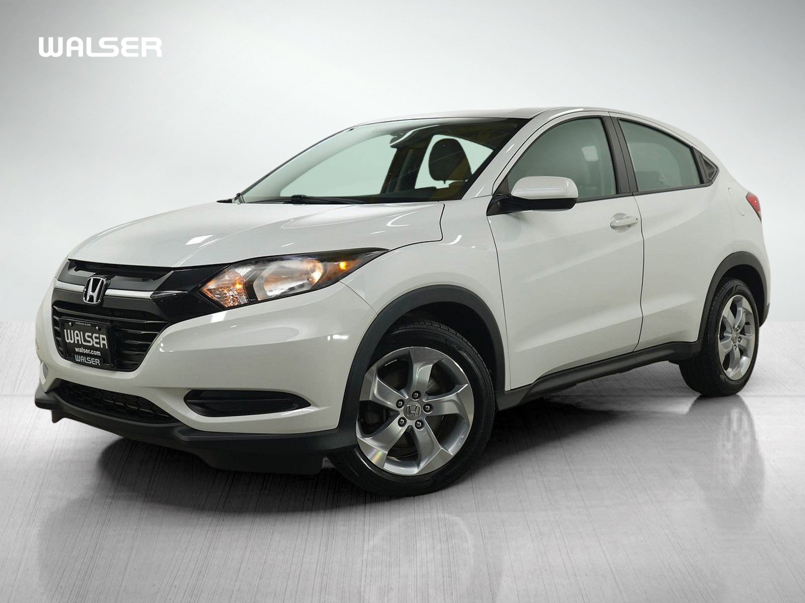 2016 Honda HR-V LX 4WD's photo