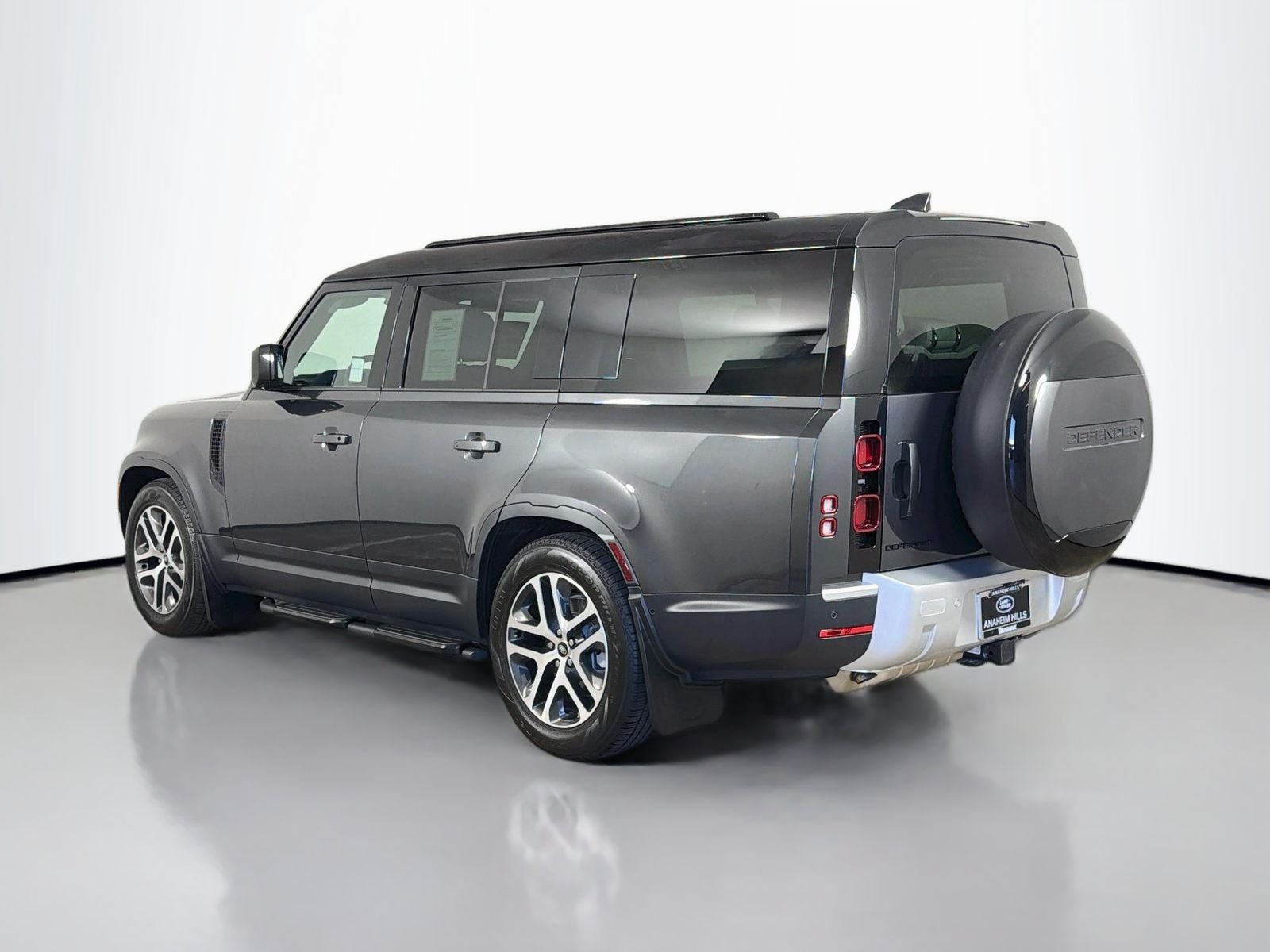 Used 2025 Carpathian Gray Premium Metallic Land Rover S image 3