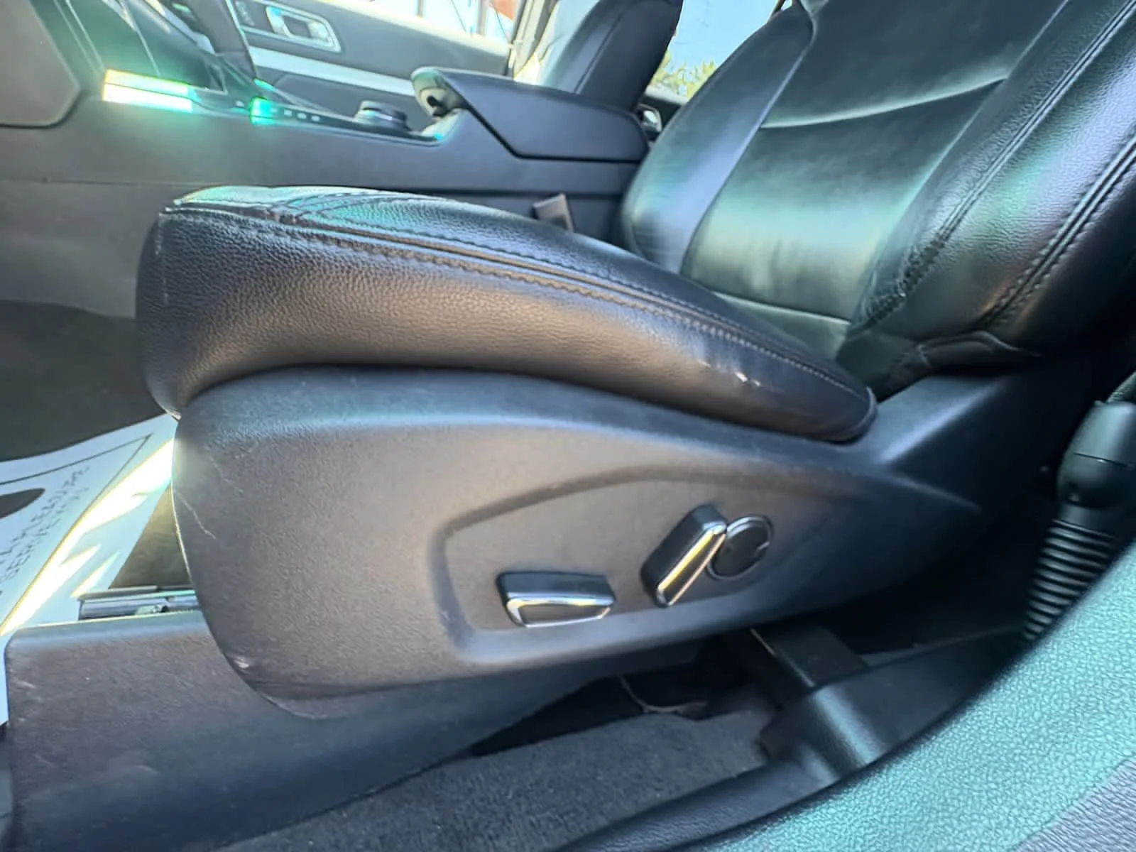 Used 2016 Ruby Red Metallic Tinted Clearcoat Ford XLT image 35