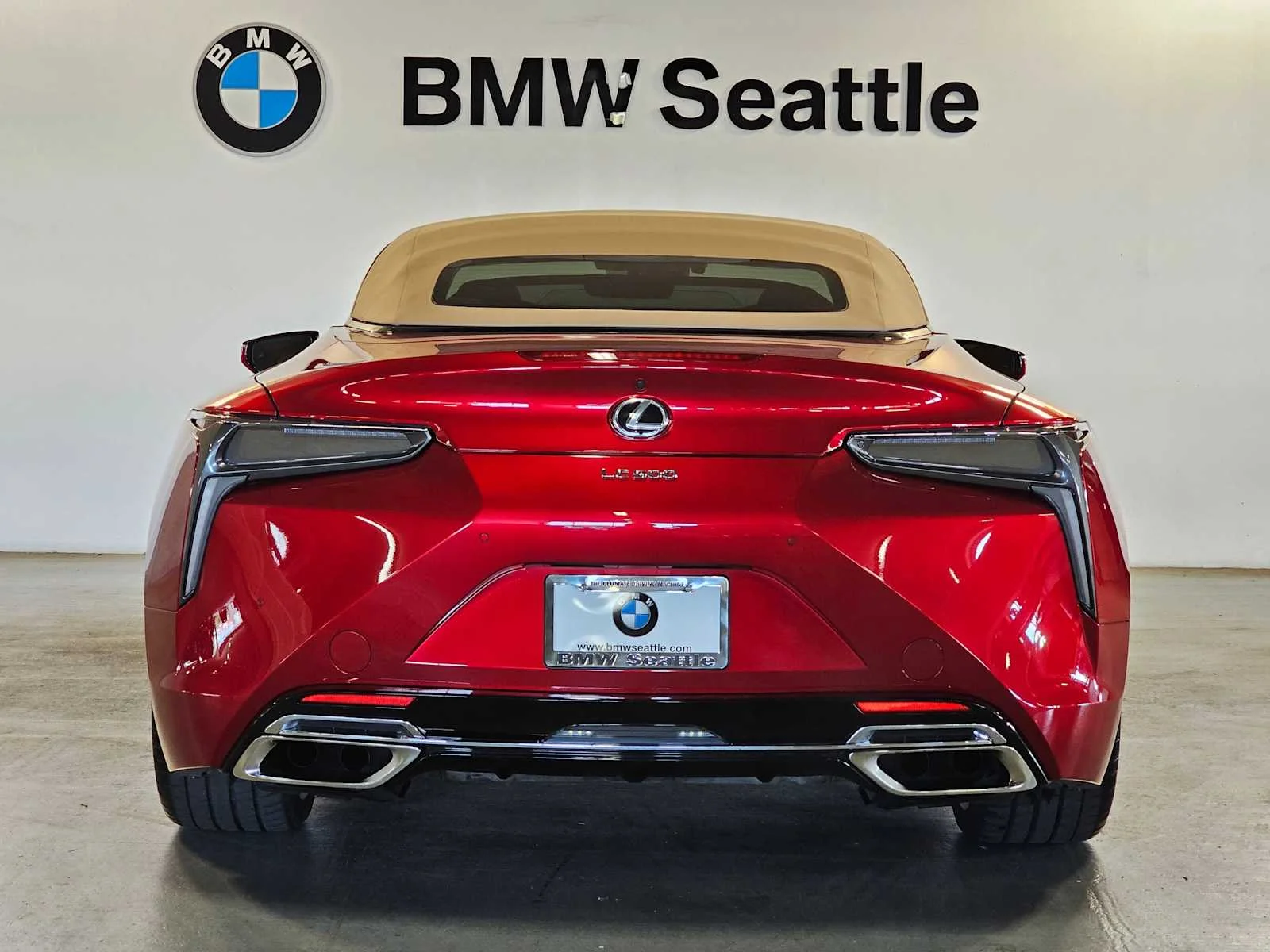 Used 2021 Infrared Lexus 500 image 5