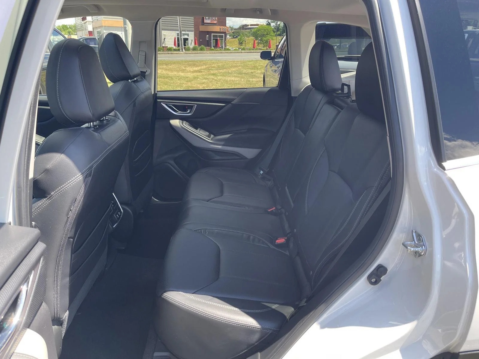 Used 2024 Crystal White Pearl Subaru Limited image 15