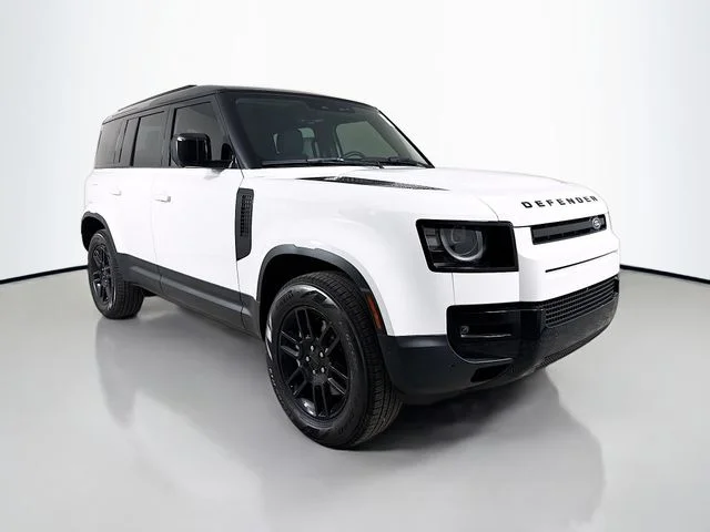 New 2026 Fuji White Land Rover S image 3