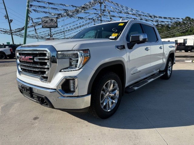 2021 GMC Sierra 4WD Crew Cab Short Box SLT's photo