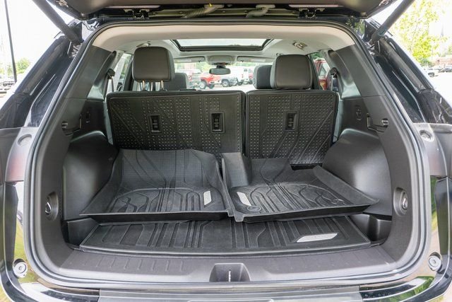 Used 2024 Black Chevrolet LT image 11
