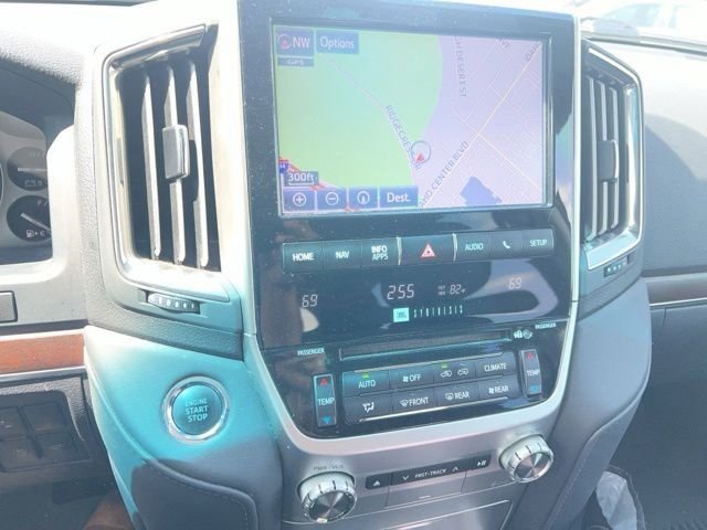 Used 2021 Black Toyota Base image 12