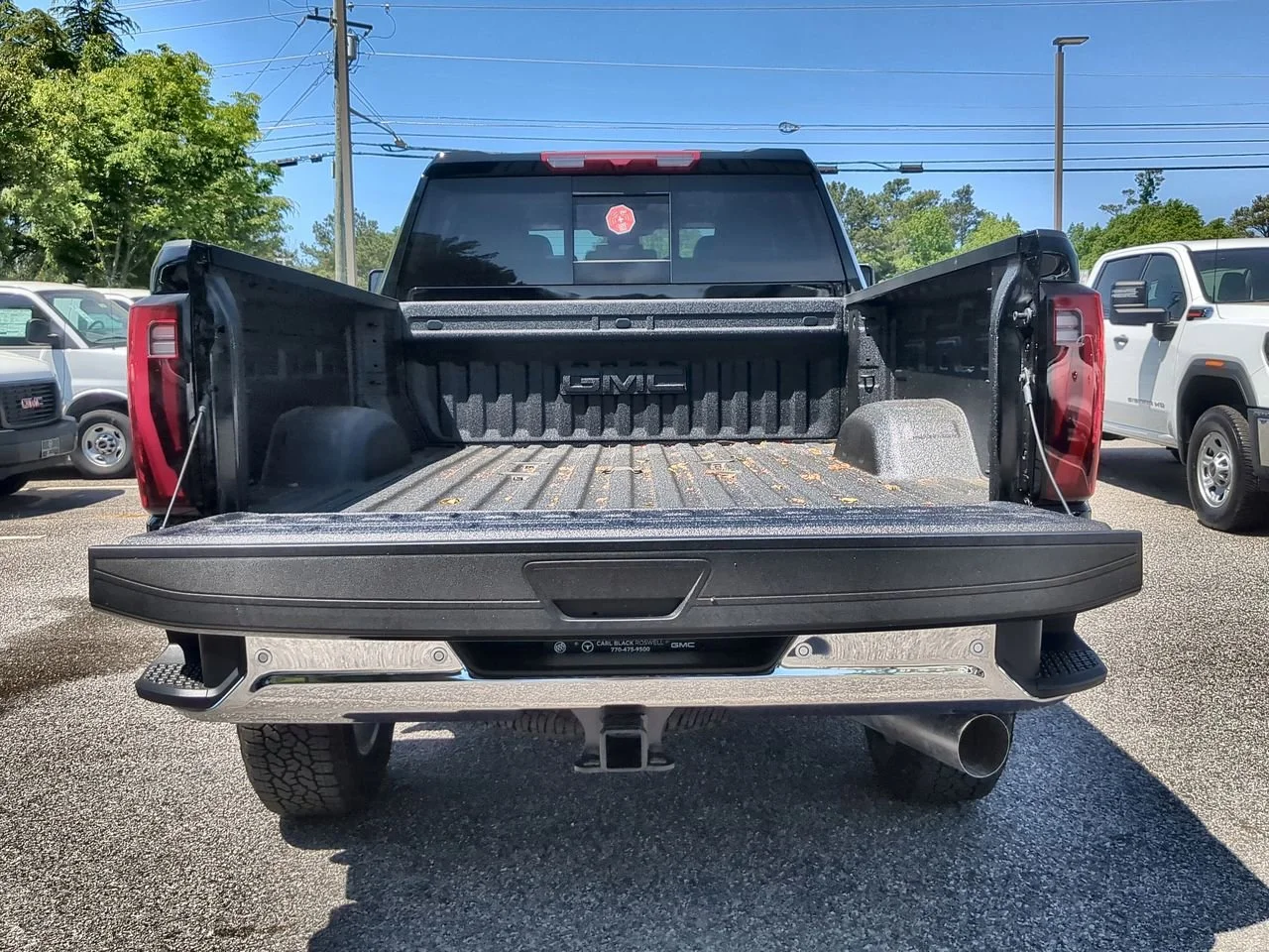 New 2026 Onyx Black GMC SLT image 27