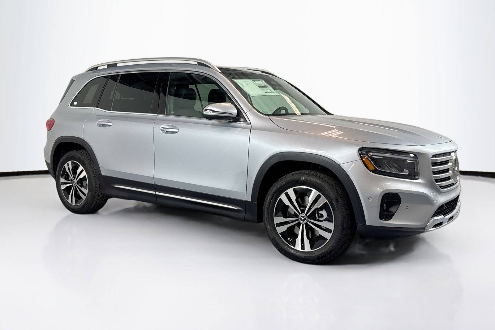 New 2026 Cirrus Silver Metallic Mercedes-Benz GLB 250 image 3
