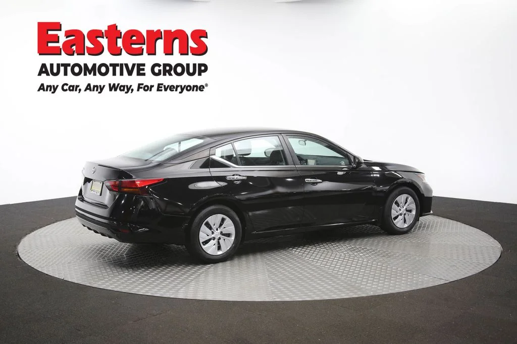 Used 2023 Black Nissan 2.5 S image 41