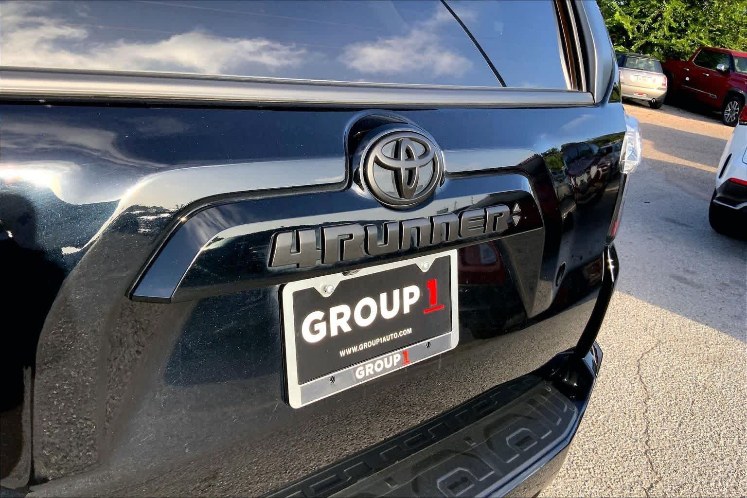 Used 2023 Midnight Black Metallic Toyota SR5 image 30