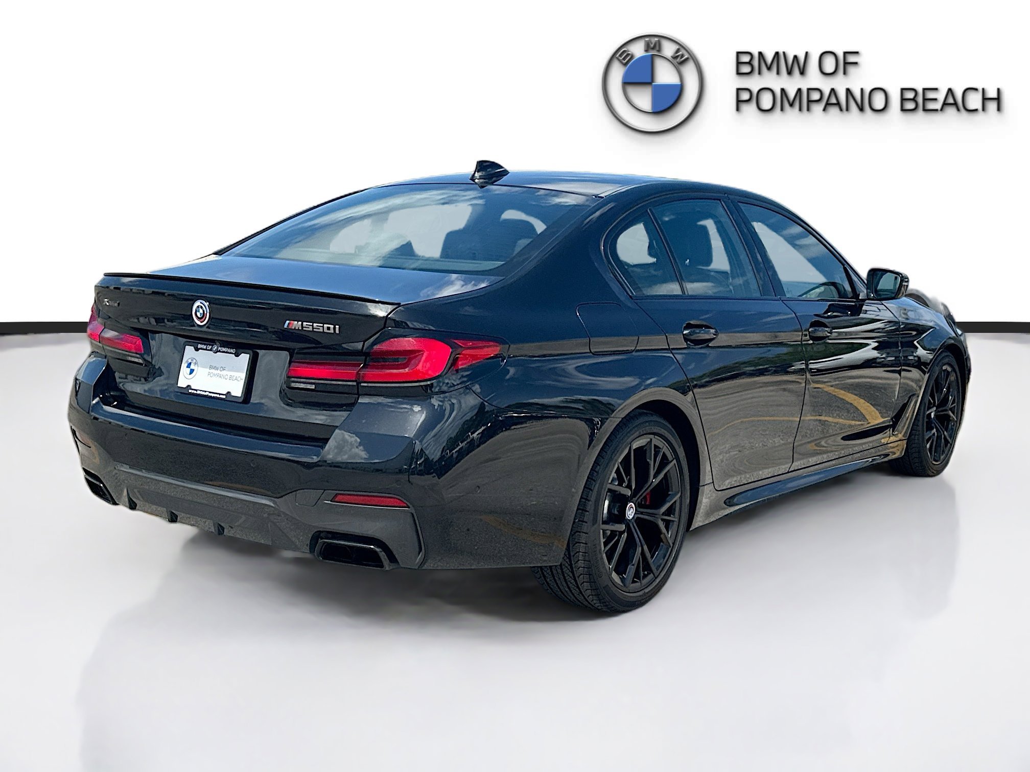 Used 2023 Black Sapphire Metallic BMW M550i xDrive image 7