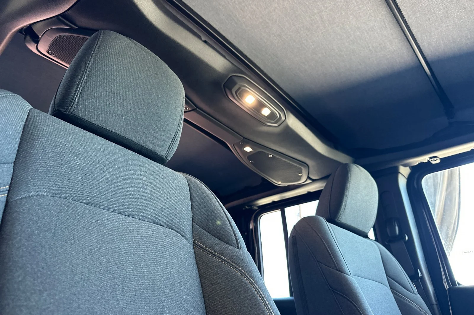 Used 2025 Black Clearcoat Jeep Sport S image 16