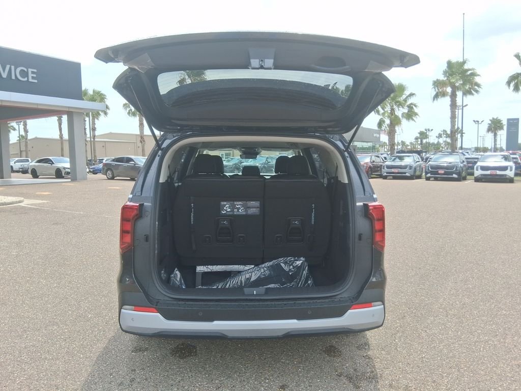 Used 2026  Kia LXS image 6