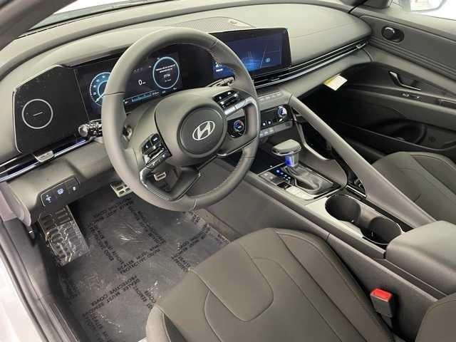 2025 Hyundai Elantra Blue - Photo 15