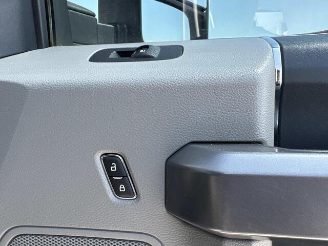 Used 2021 Oxford White Ford XLT image 14