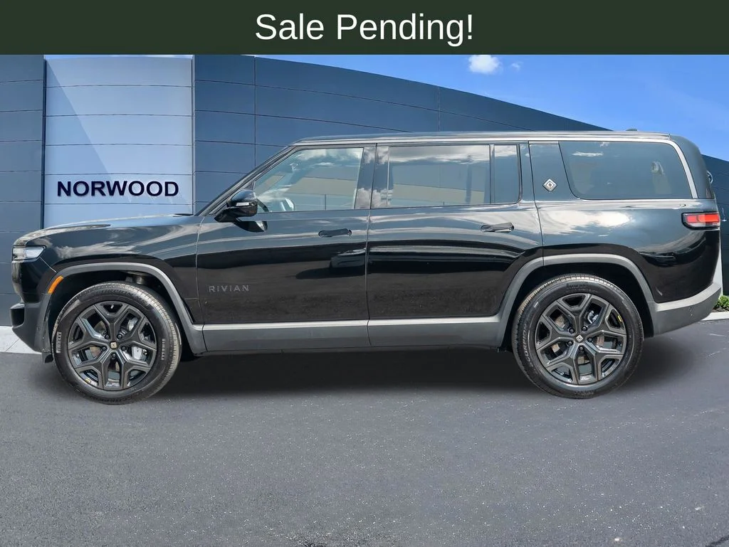 Used 2025 Black Rivian  image 7