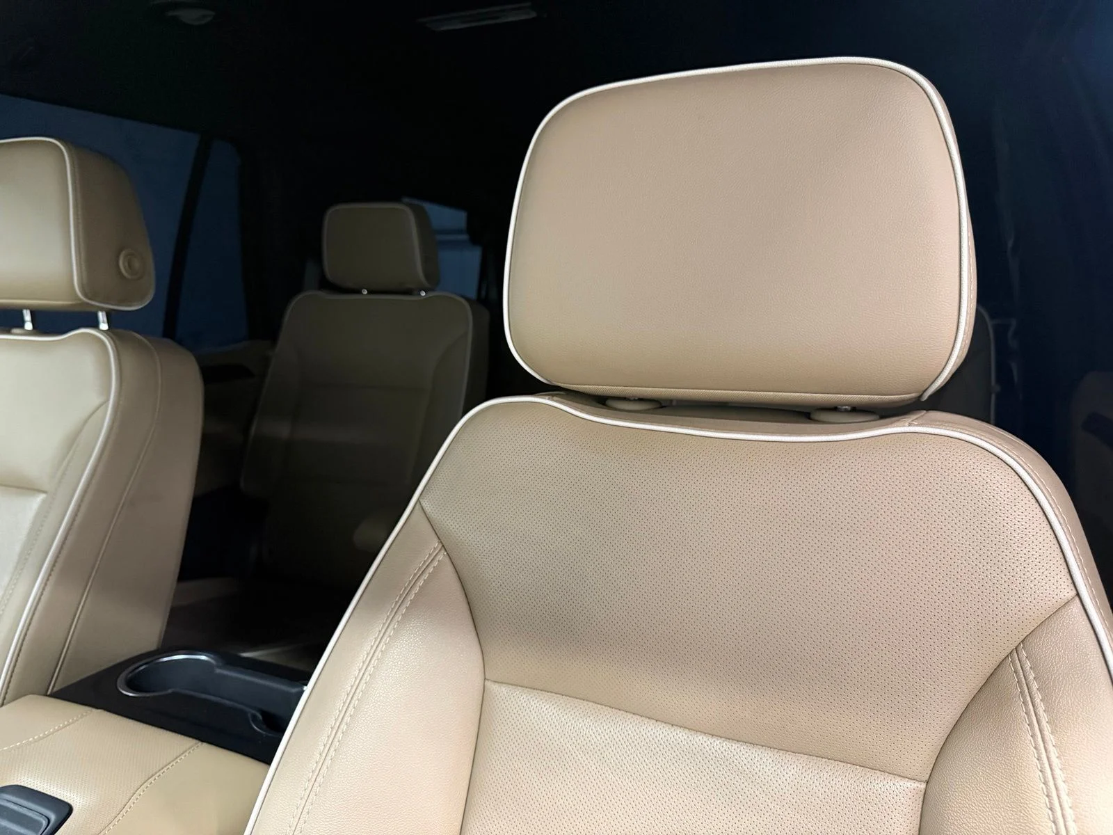 Used 2024 Black Chevrolet Premier image 20