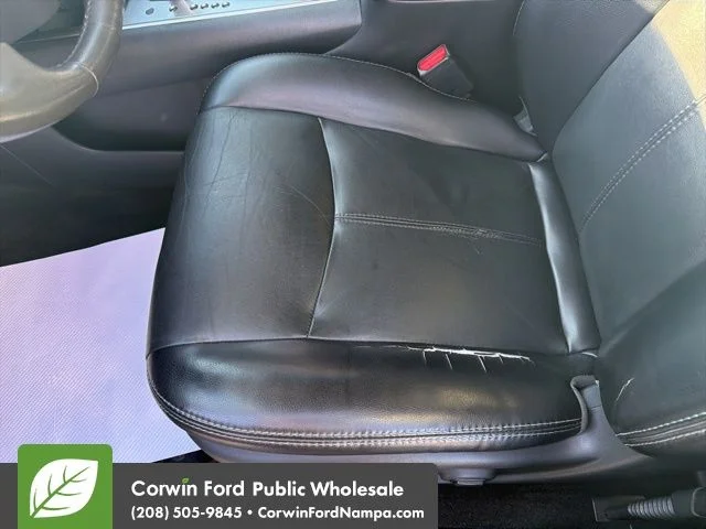 Used 2017 Black Nissan SL image 24