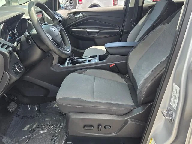 Certified Used 2019 Ingot Silver Ford SE image 9