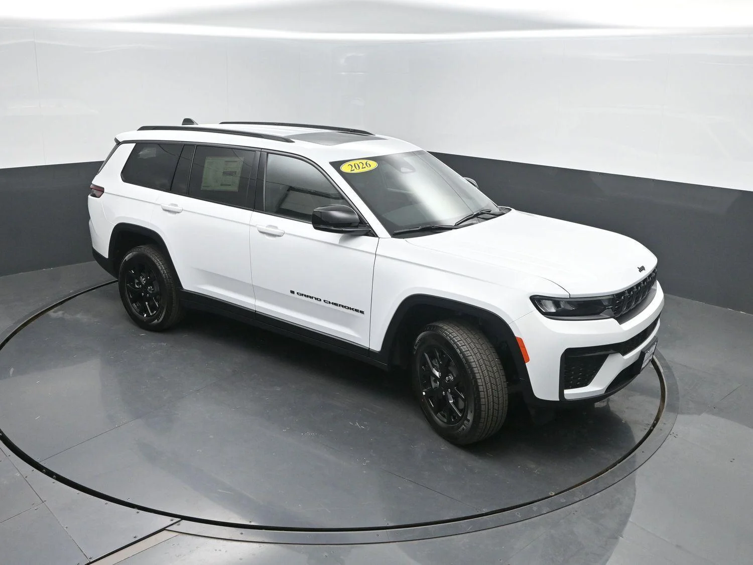 New 2026 Bright White Clear-Coat Exterior Paint Jeep Laredo Altitude image 38