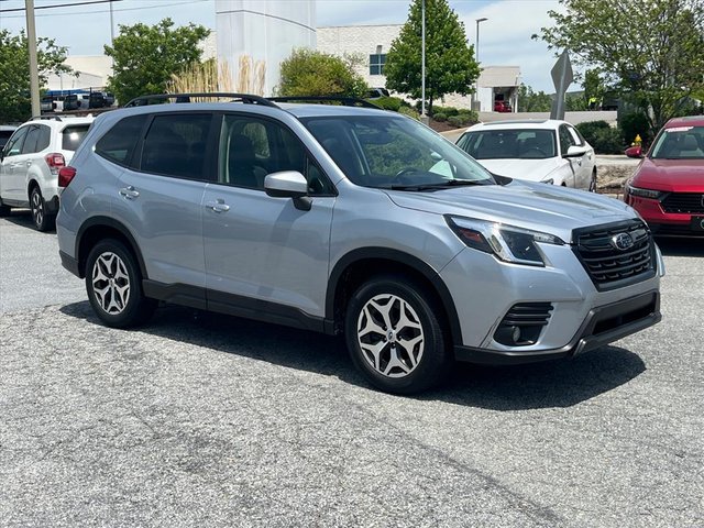 2023 Subaru Forester Premium