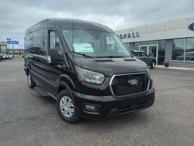 New 2026 Black Ford XLT image 2