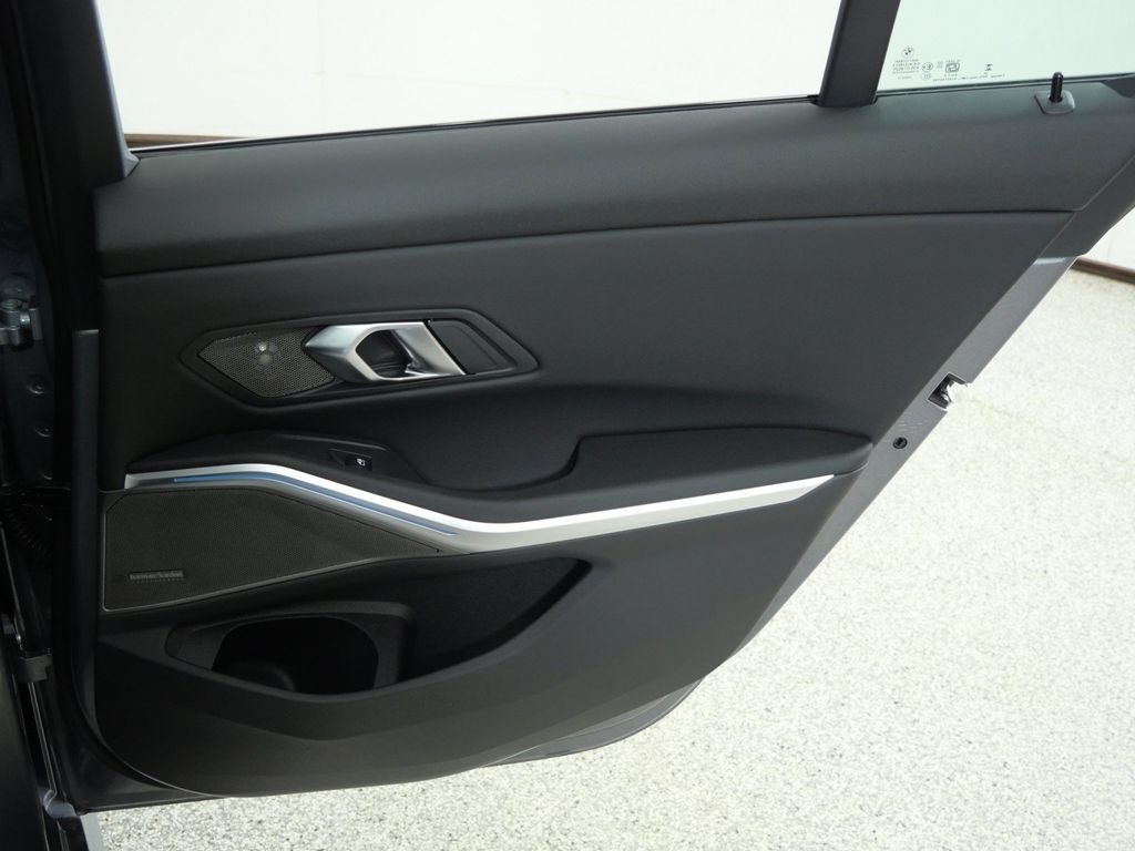 New 2026 Skyscraper Grey Metallic BMW 330i xDrive image 24