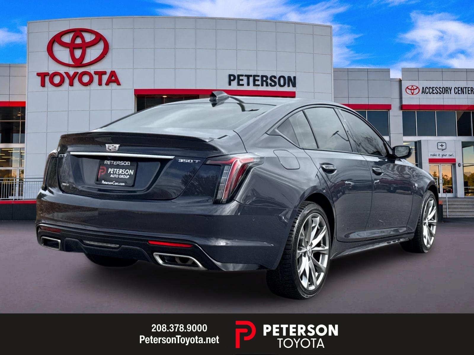 Used 2025  Cadillac Sport image 3