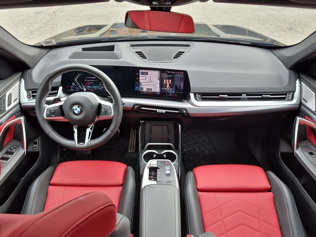 Used 2023 Black BMW xDrive28i image 25