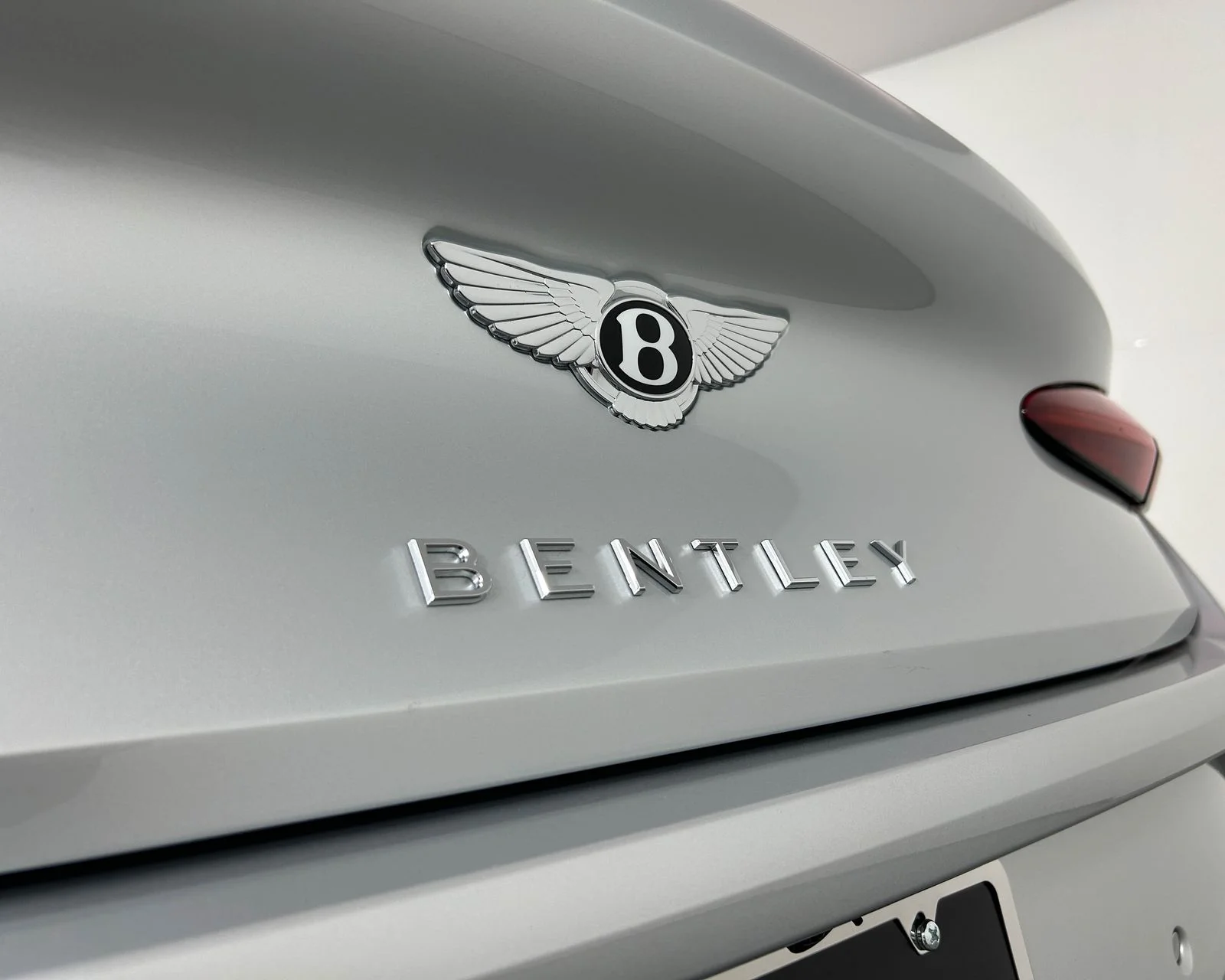New 2026  Bentley V8 image 32