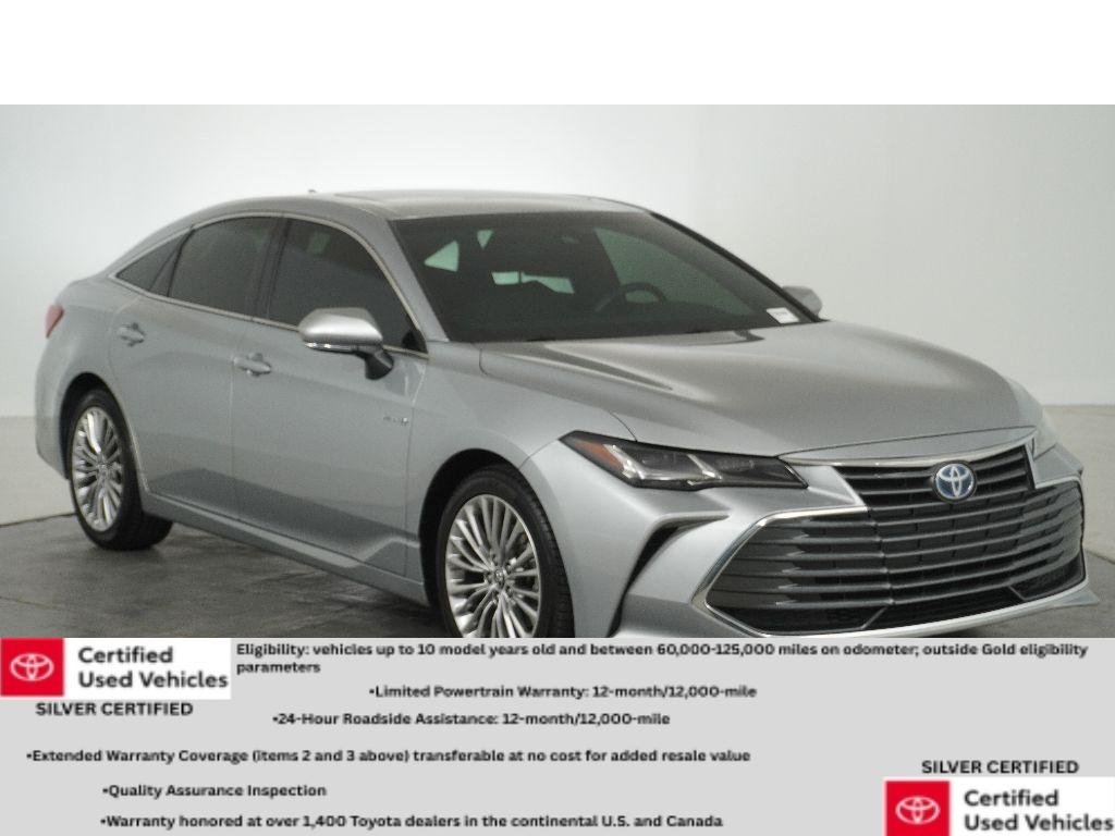 2019 Toyota Avalon Limited Hybrid's photo