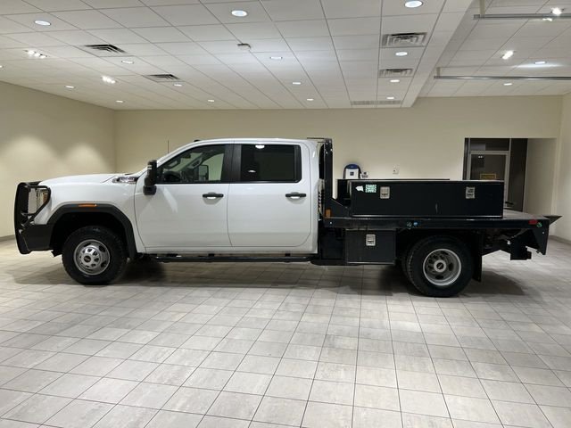 Used 2023 White GMC Pro image 2