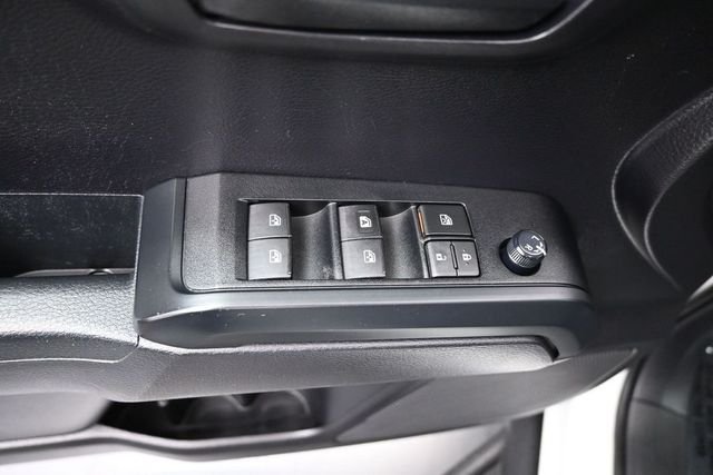 Used 2020 White Toyota SR image 18