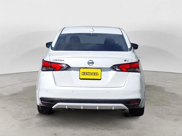 Used 2020 Aspen White Nissan 1.6 SV image 4