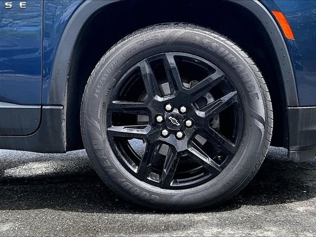 Used 2023 Blue Chevrolet LT image 9