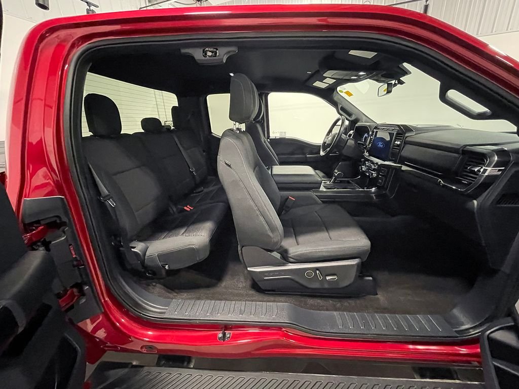 Used 2021 Red Ford XLT image 30