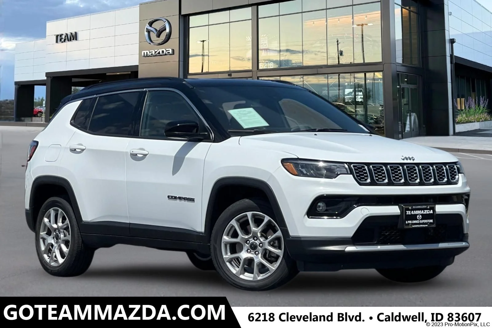 2025 Jeep Compass Limited 4X4's photo