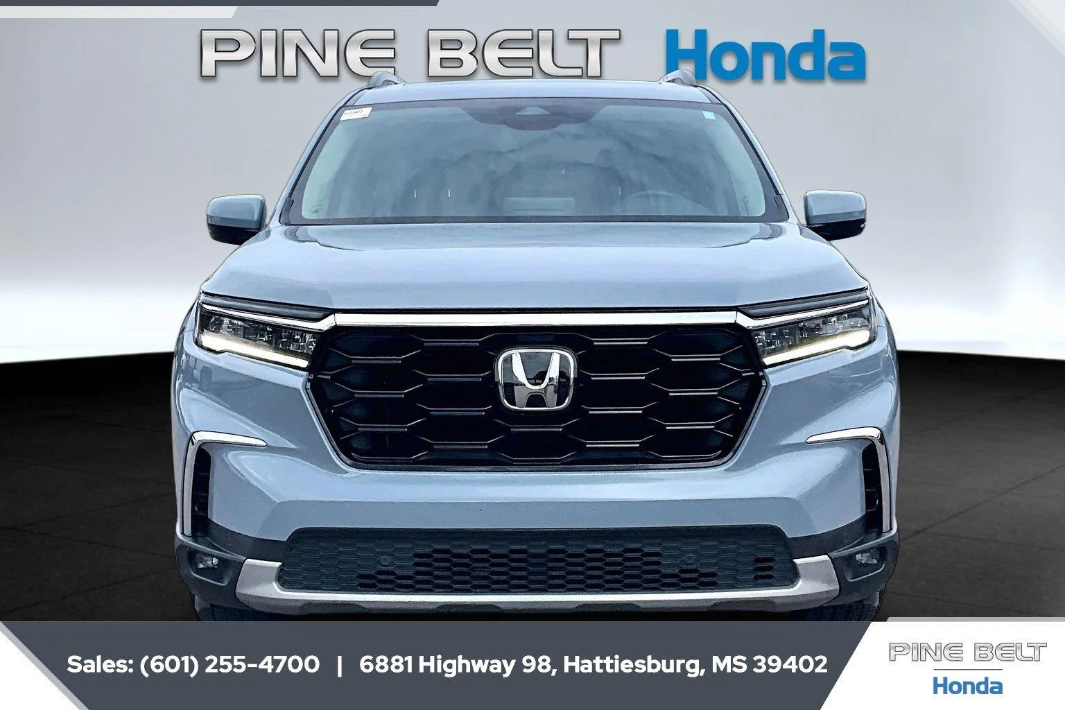 Used 2024 Sonic Gray Pearl Honda Touring image 3