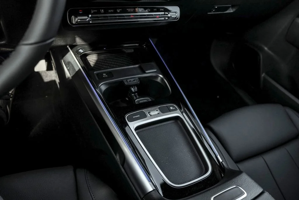 New 2026 Mountain Grey Metallic Mercedes-Benz GLB 250 image 50
