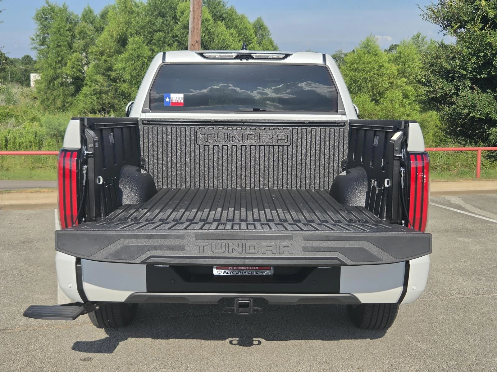 2026 Toyota Tundra Platinum - Photo 9