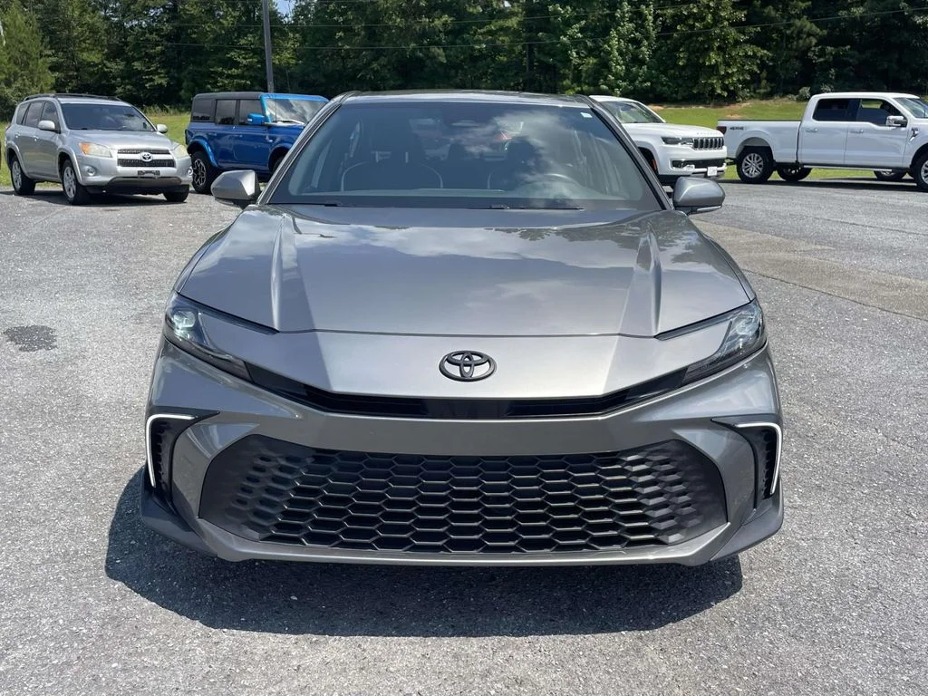 Used 2025 Heavy Metal Toyota SE image 6