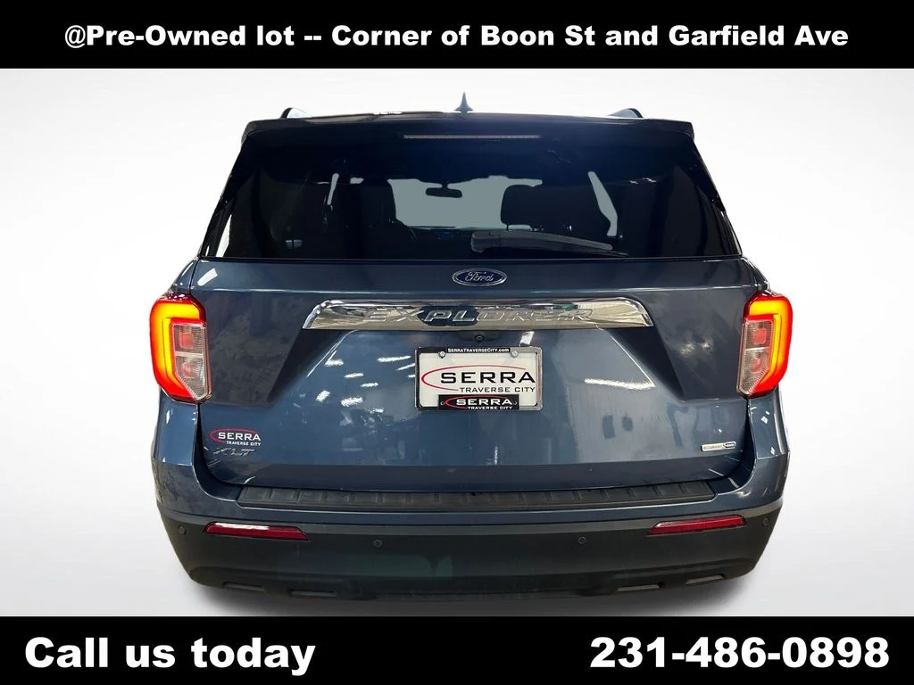 Used 2020 Blue Ford XLT image 4