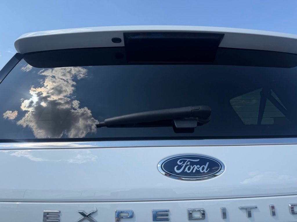 Used 2024 White Ford XLT image 16