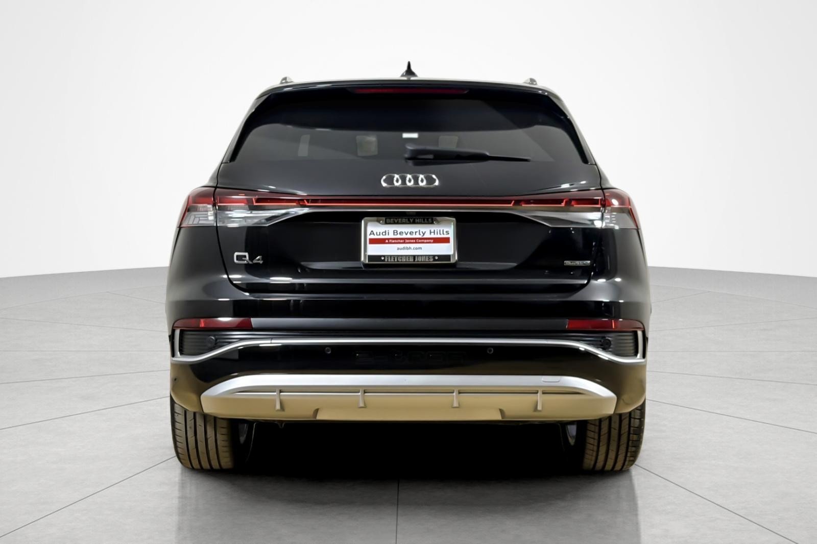 Used 2023 Mythos Black Metallic Audi Premium 50 quattro image 4