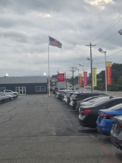 Used 2024 Silver Nissan S image 1