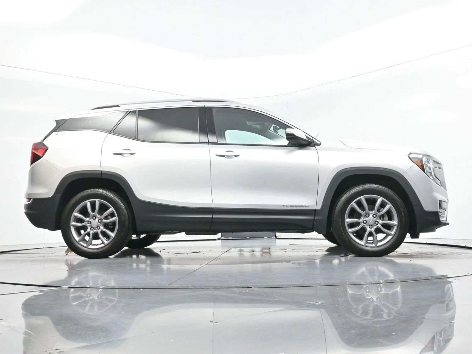Used 2022 QUICKSILVER METALLIC GMC SLT image 49