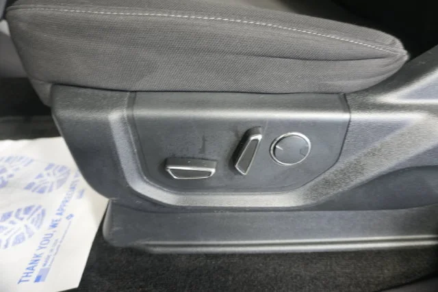 Used 2017 Magnetic Metallic Ford XLT image 22