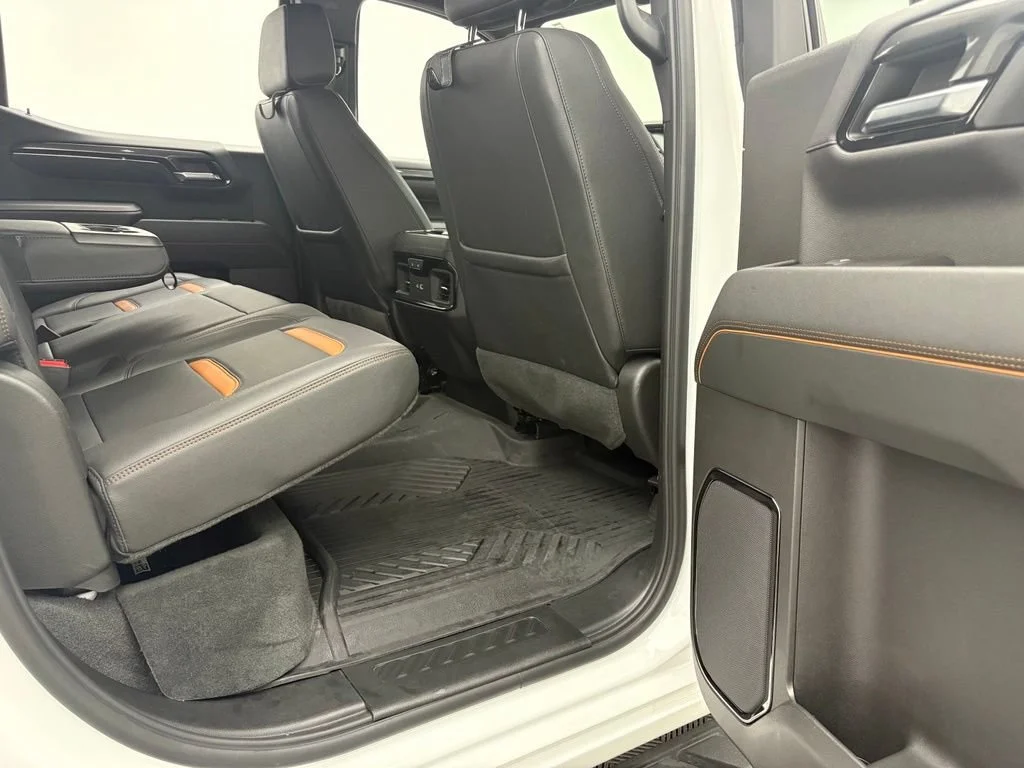 Used 2024 Summit White GMC AT4 image 33