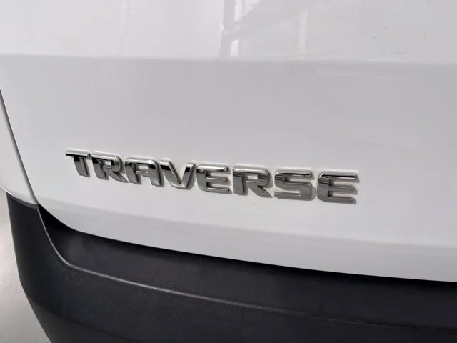 Used 2020 White Chevrolet 3LT image 8