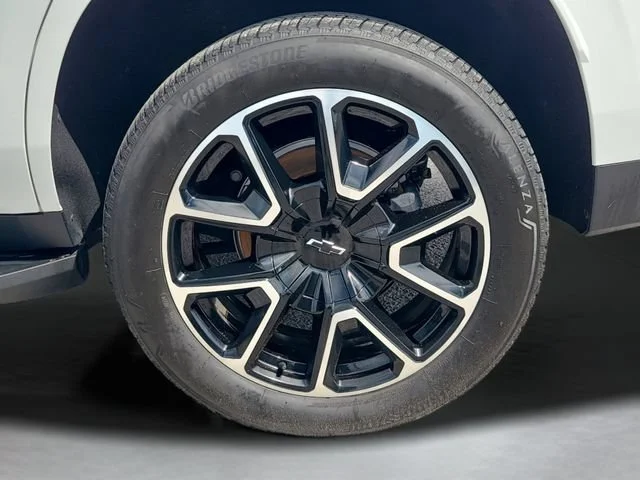Used 2023 Summit White Chevrolet RST image 36